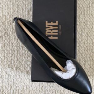 Frye Regina ballet flat